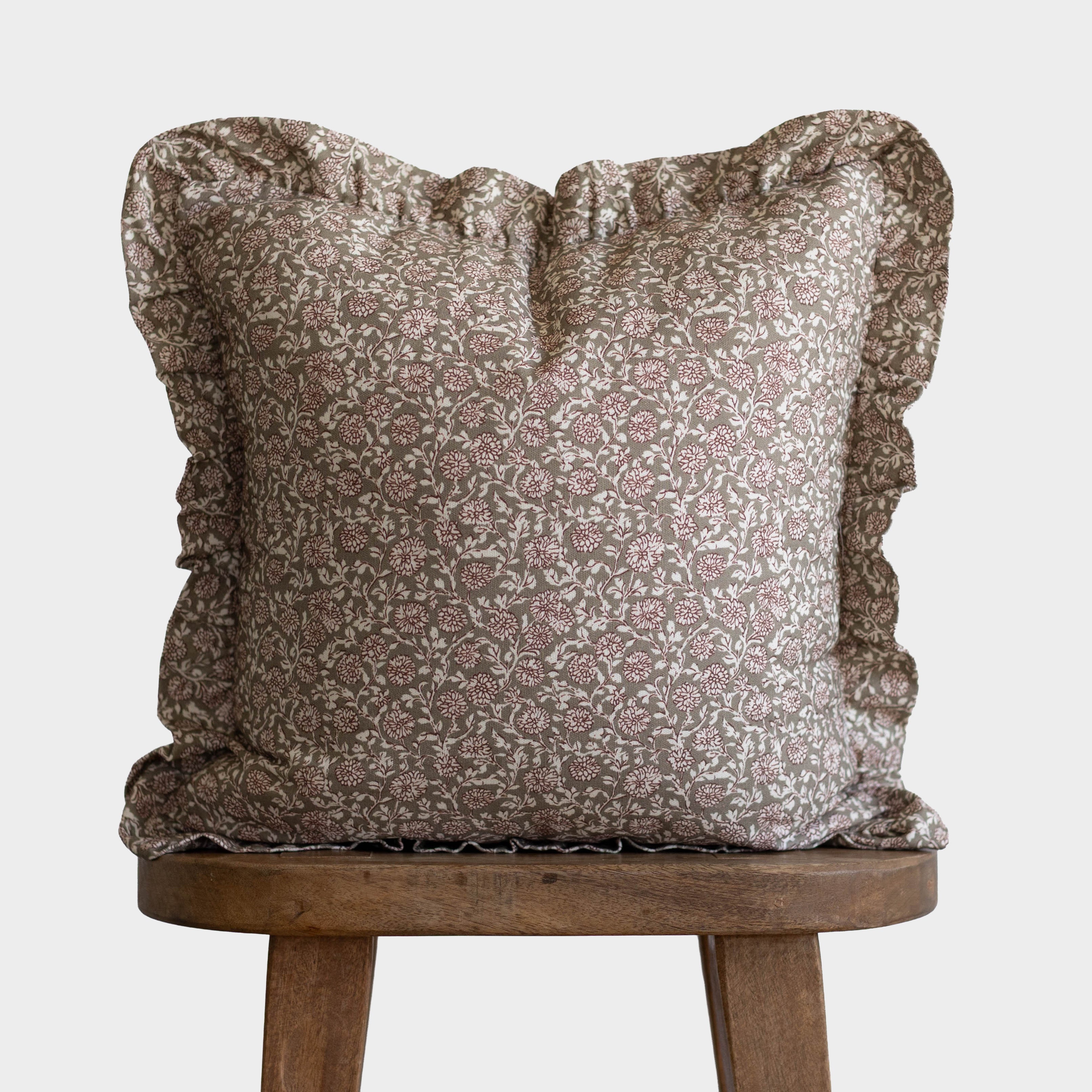 Elsie Ruffle - 18 | 22 - Image 11