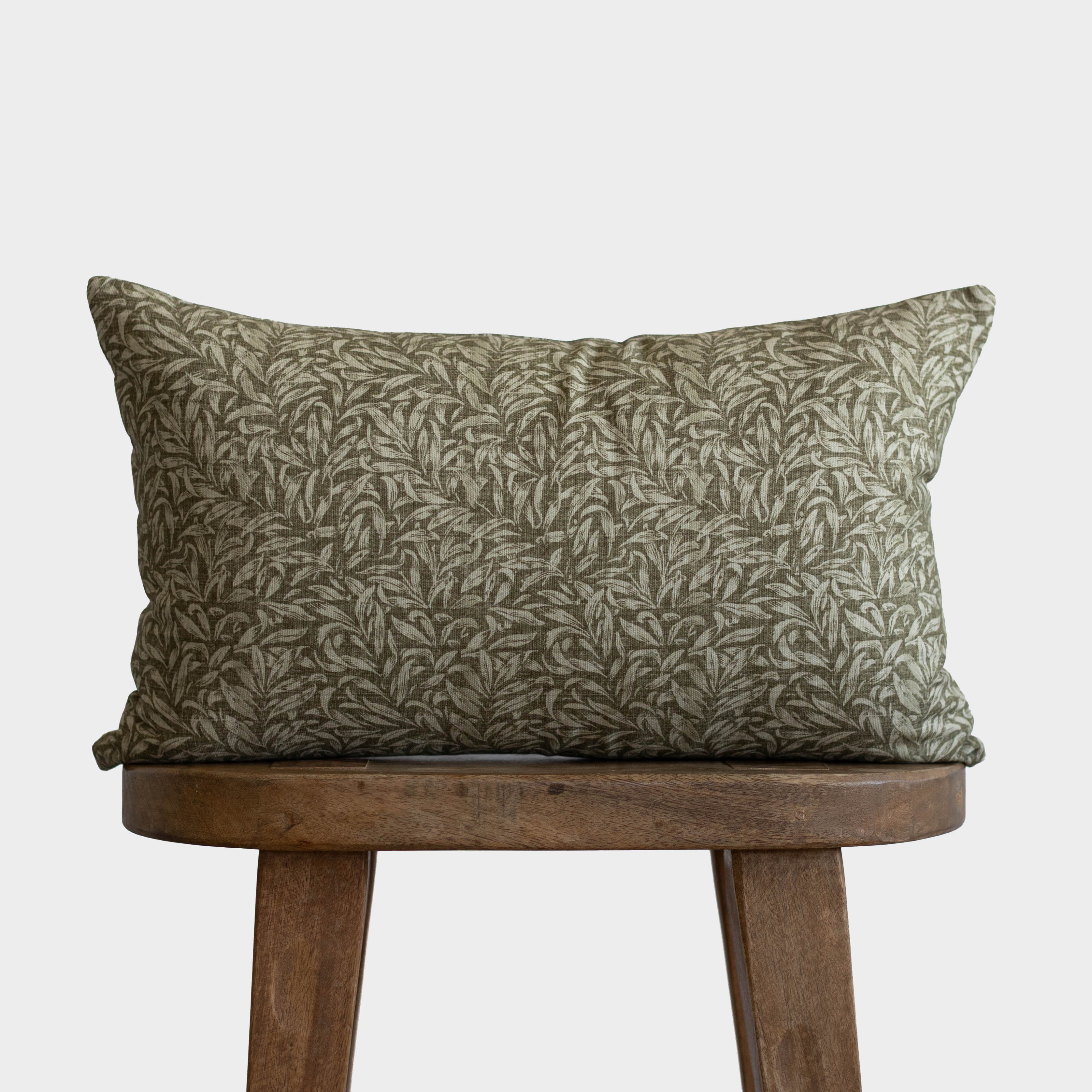 Louie in Green -12x20 | 12x40