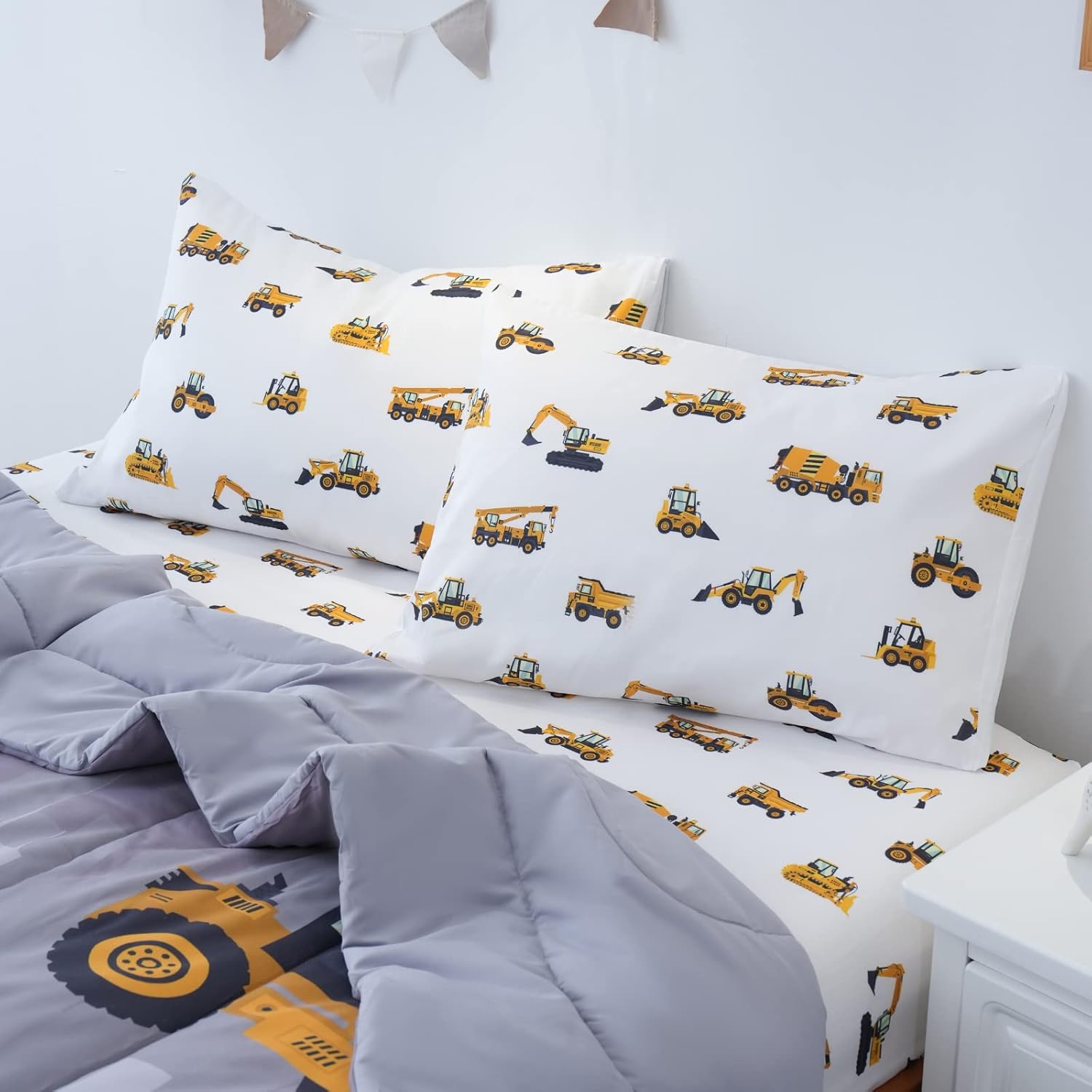 Cokouchyi Twin Size Comforter Set for Boys, 4-Piece Bed in a Bag, 3D Construction Bedding Comforter Sheet Set, Ultra Soft and Fluffy, Cartoon Truck Cars - Image 3