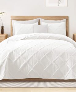 Exclusivo Mezcla King Quilt Set- White Quilts Bedding Set with 2 Pillow Shams, Modern King Bedspread with Striped Pattern, Soft Lightweight Bedspreads Coverlets for All Seasons