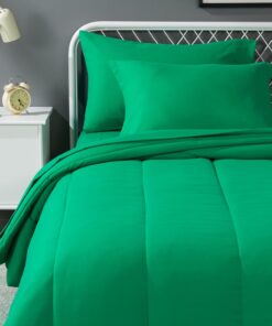 Amazon Basics 5 Piece Soft Microfiber Kid's Bed-in-a-Bag Bedding Set, Twin, Green, Solid