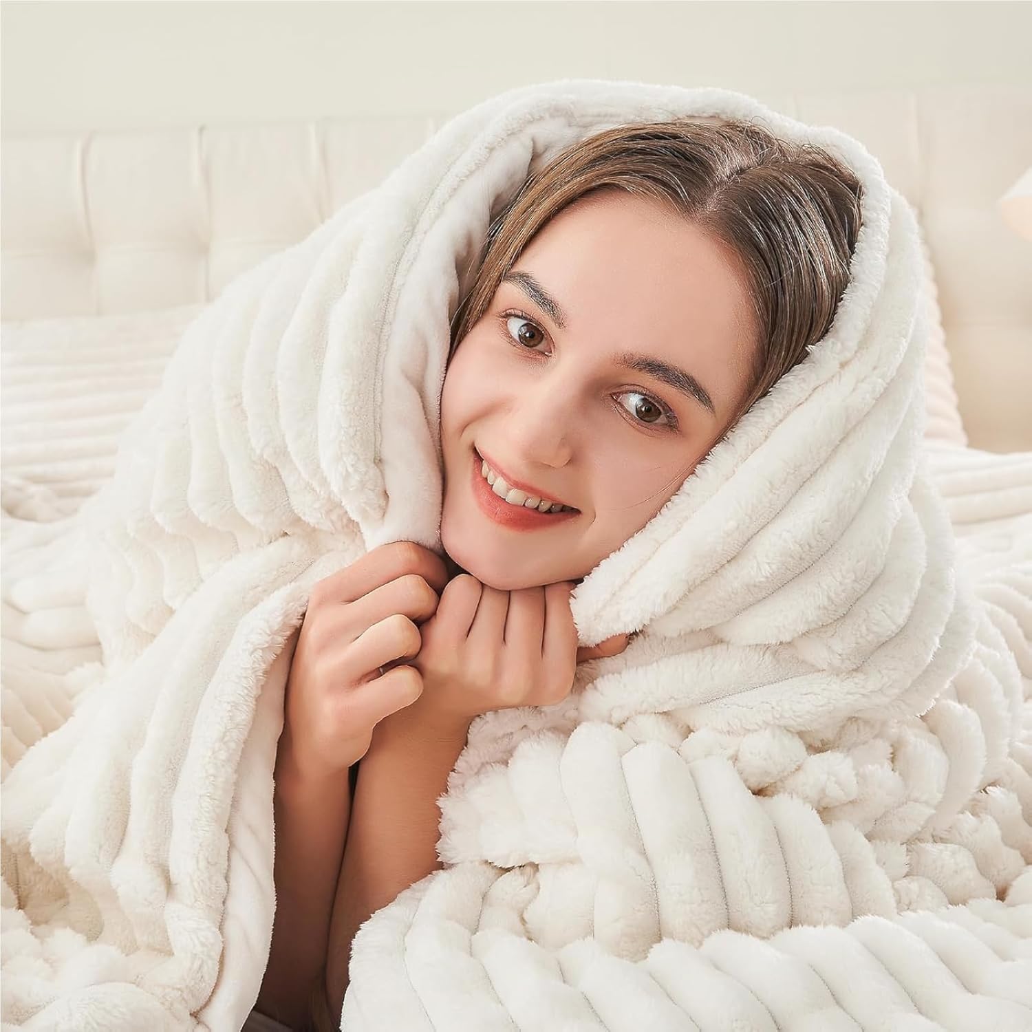 BEDELITE Fleece Queen Comforter Set -Super Soft & Warm Fluffy Cream White Bedding, Luxury Fuzzy Heavy Bed Set for Winter with 2 Pillow Cases - Image 3