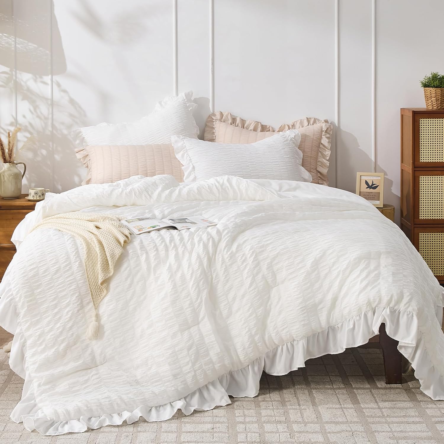 JOLLYVOGUE Queen Comforter Set, 3 Pieces White Seersucker Comforters Queen Size, Lightweight & Fluffy Bedding Sets Queen for All Season with 1 Ruffle Comforter and 2 Ruffle Pillowshams - Image 19