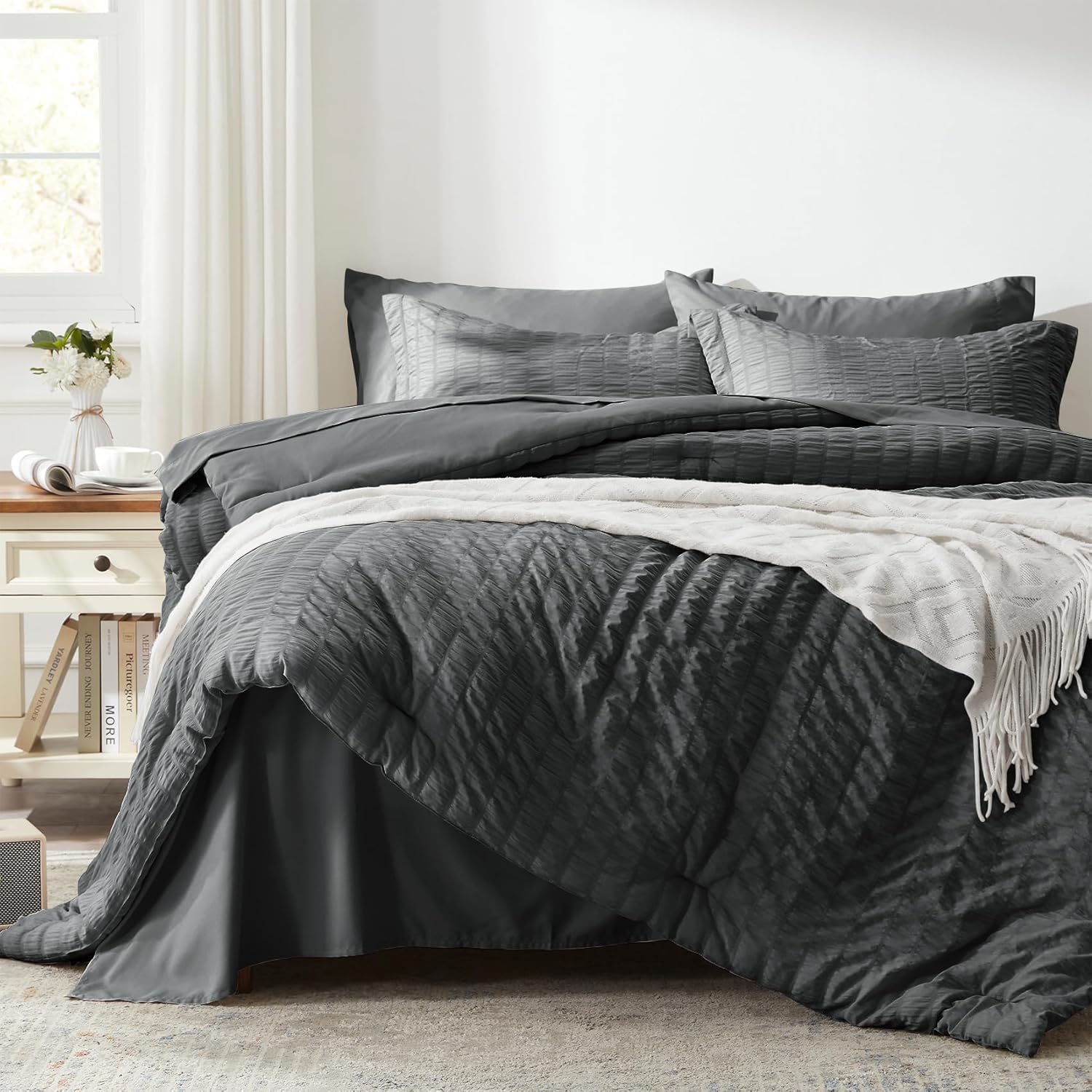 Zzlpp Queen Comforter Set 7 Pieces, Olive Green Seersucker Bed in a Bag with Comforter and Sheets, All Season Bedding Sets with 1 Comforter, 2 Pillow Shams, 2 Pillowcases, 1 Flat Sheet - Image 18