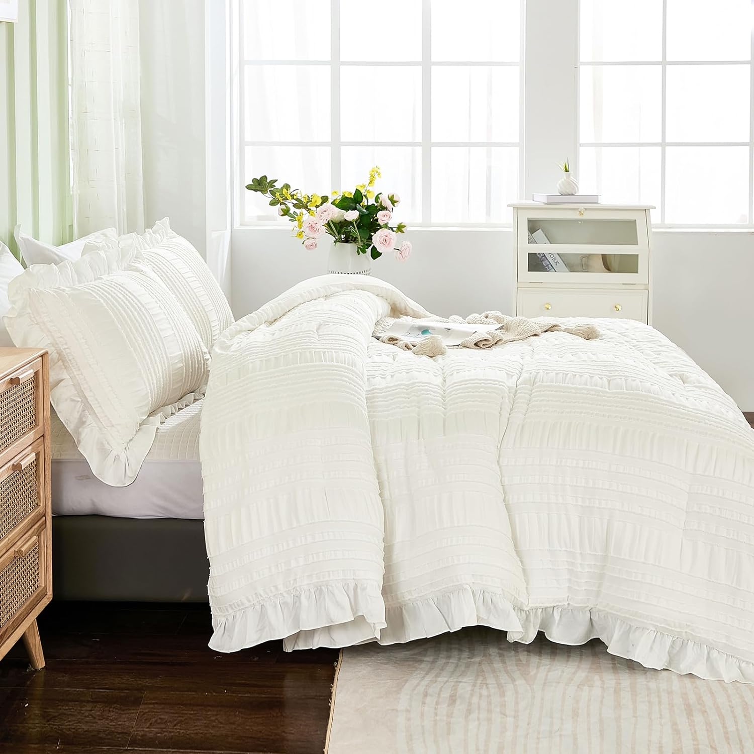 WONGS BEDDING White Queen Comforter Set,Boho Ruffle Comforter for Queen Bed,Soft Seersucker Shabby Chic Bedding Set with 1 Comforter,2 Tufted Pillowcases 90"×90" - Image 3