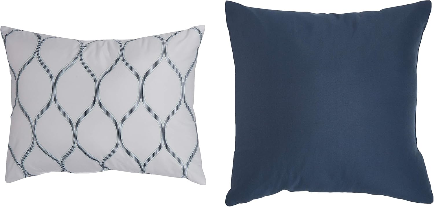 Amazon Basics 10-Piece Bed-in-a-Bag - Soft, Easy-Wash Microfiber - Full/Queen, Sea Foam Medallion, Floral - Image 4