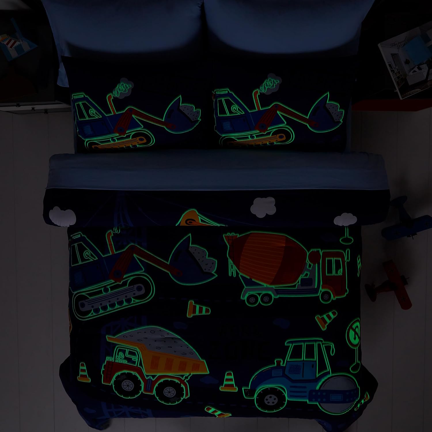 Full Kids Comforter Set - 7 Pieces Full Bedding Sets for Boys Teen, Glow in The Dark Truck Tractor Excavator Bed in A Bag with Sheets - Image 4