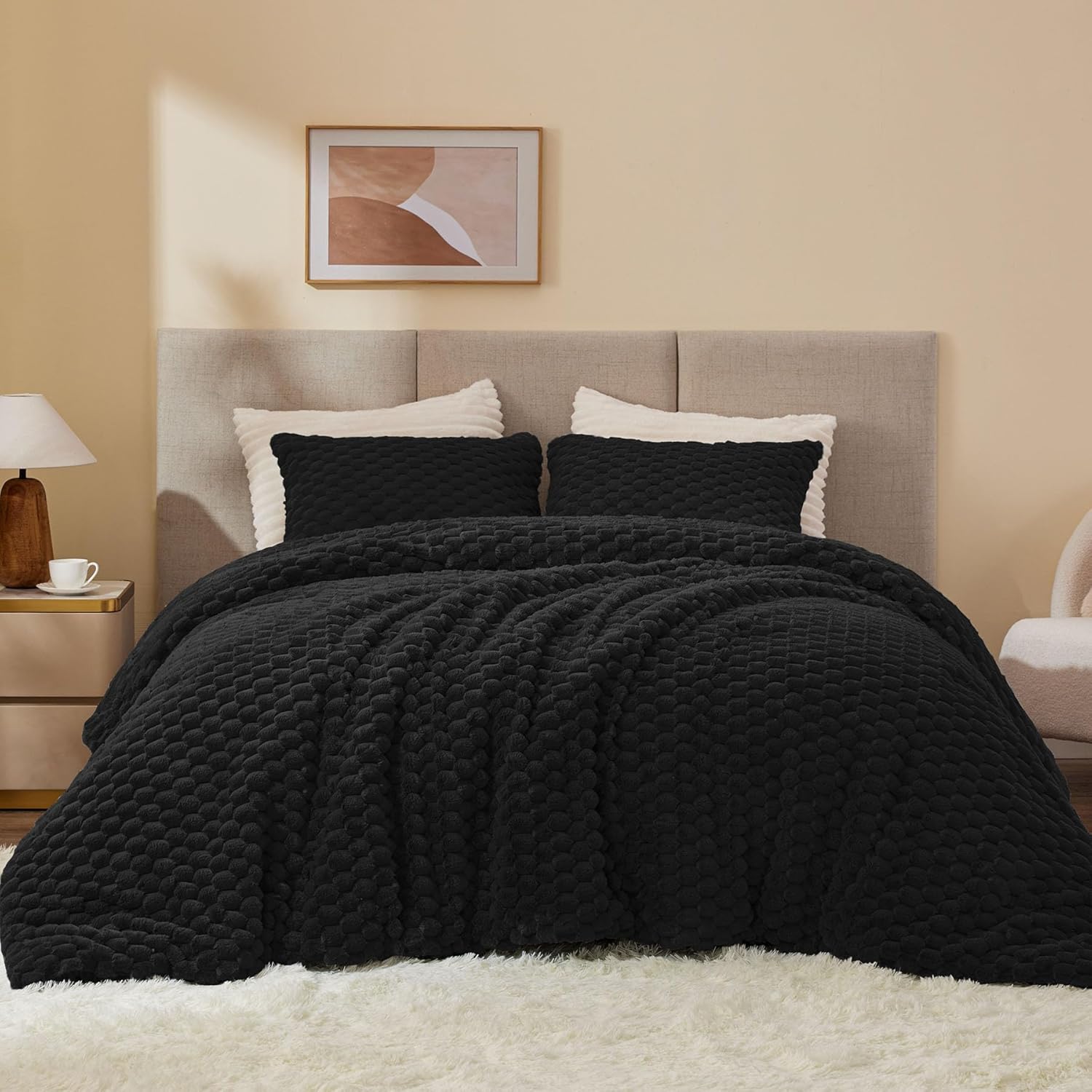 BEDELITE Fluffy Queen Comforter Set - Black Fleece Soft Comforter for Queen Size Bed, Luxury Warm Bedding Set for Winter, Fuzzy Bed Set 3 Pieces (1 Comforter, 2 Pillowcases) - Image 2