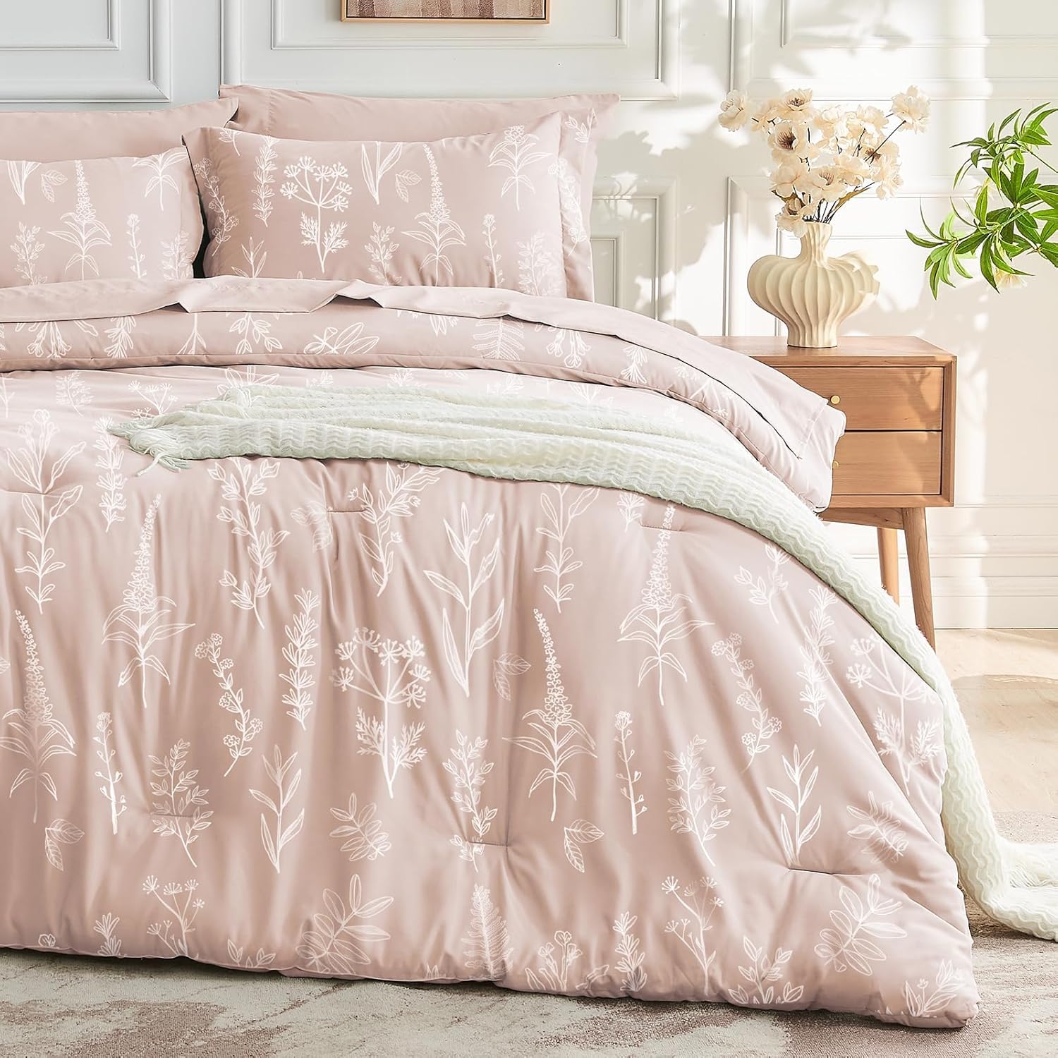 MUXHOMO Bed in a Bag Queen 7 Pieces, Sage Green Queen Comforter Set Reversible Botanical Flowers Design, Ultra Soft & Breathable Bedding Sets with Comforter, Sheets, Pillowcases & Shams - Image 8