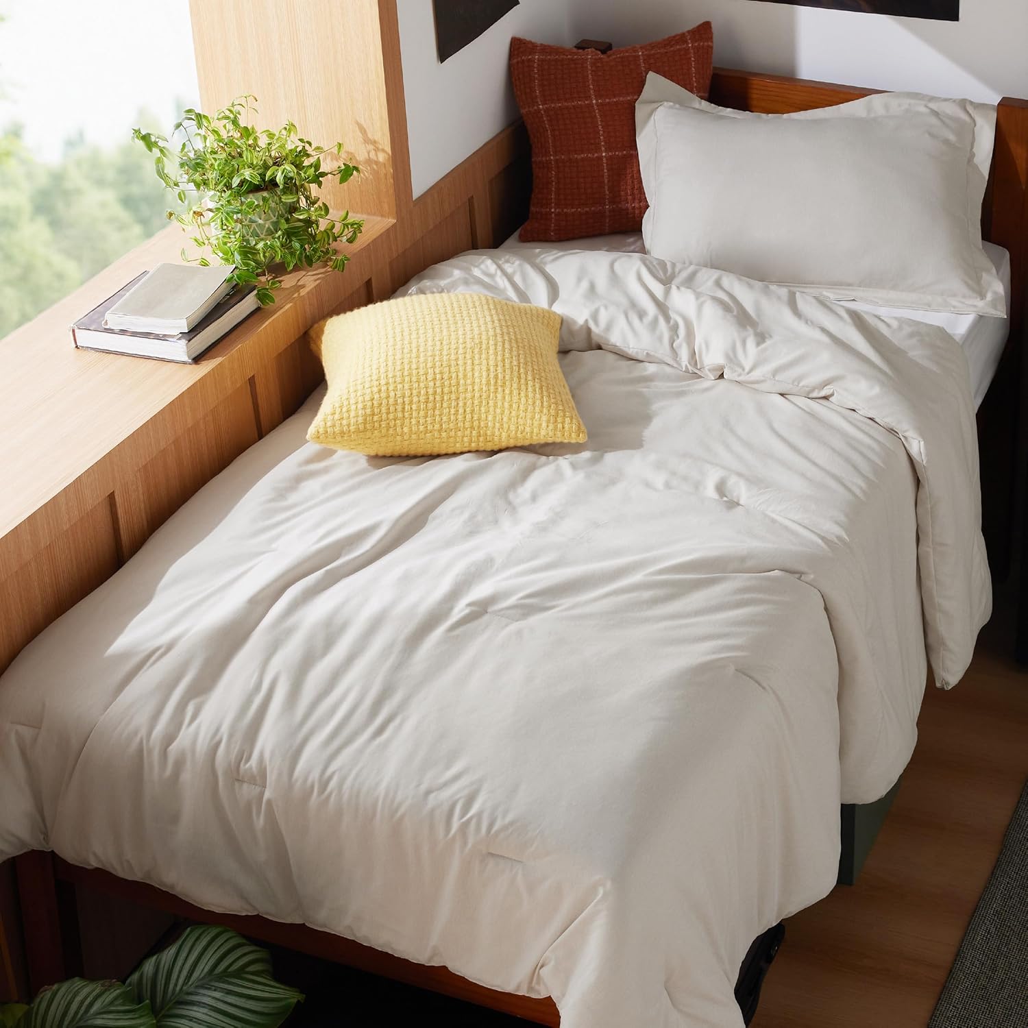 Bedsure Queen Comforter Set - Beige Soft Bedding for All Seasons, Cationic Dyed Bed Set, 3 Pieces, 1 Queen Size Comforter (90"x90") and 2 Pillow Shams (20"x26"+2") - Image 13