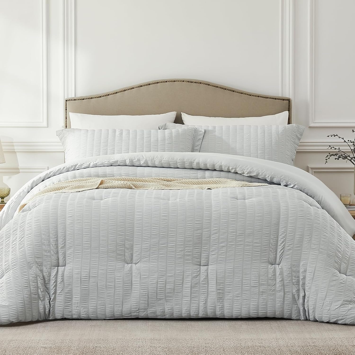White Queen Comforter Set - 3 Pieces Seersucker Lightweight Bedding Comforter Sets (1 Soft Fluffy Comforter & 2 Pillowcases) - All Seasons Cozy Modern Bed Sets - Image 12