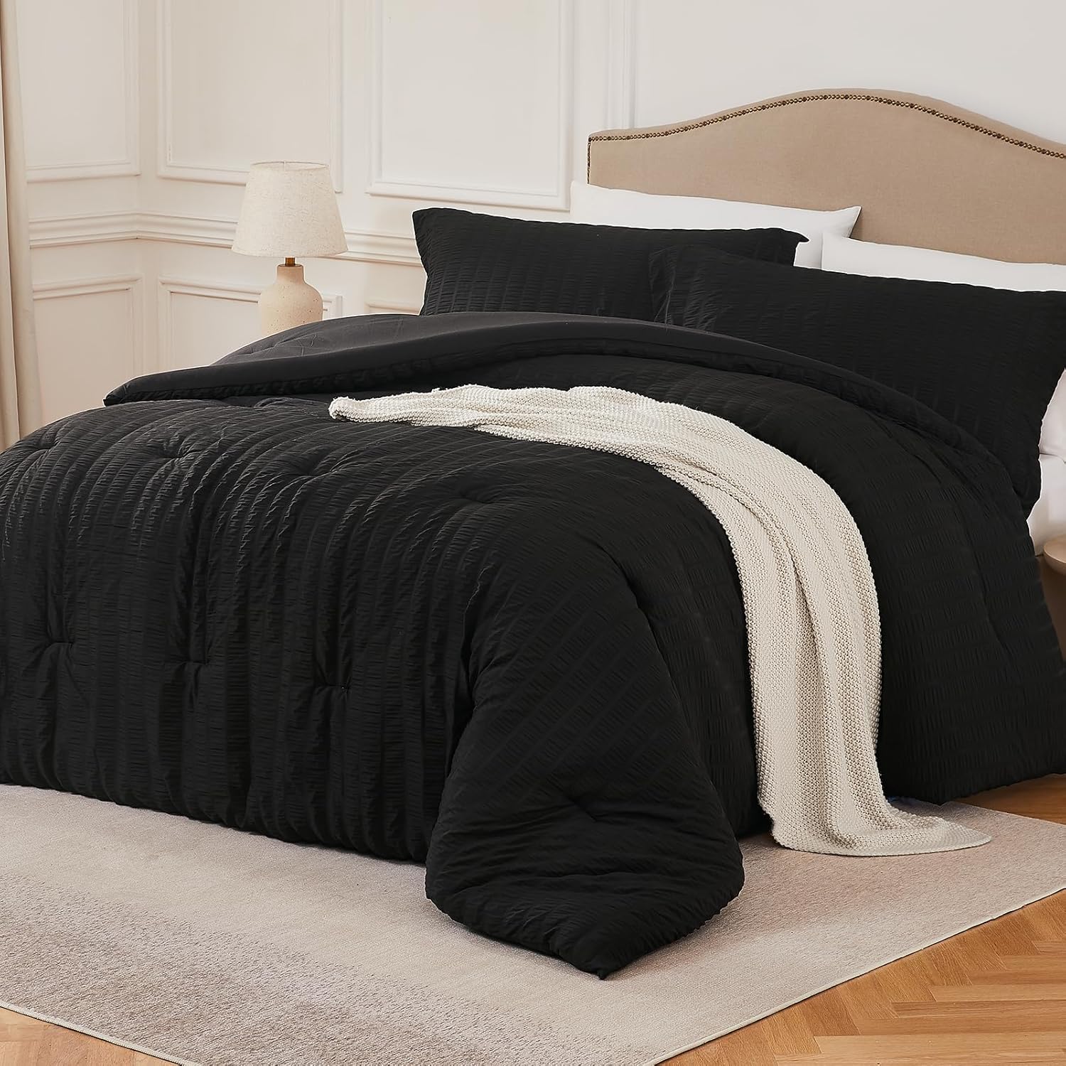 White Queen Comforter Set - 3 Pieces Seersucker Lightweight Bedding Comforter Sets (1 Soft Fluffy Comforter & 2 Pillowcases) - All Seasons Cozy Modern Bed Sets - Image 14