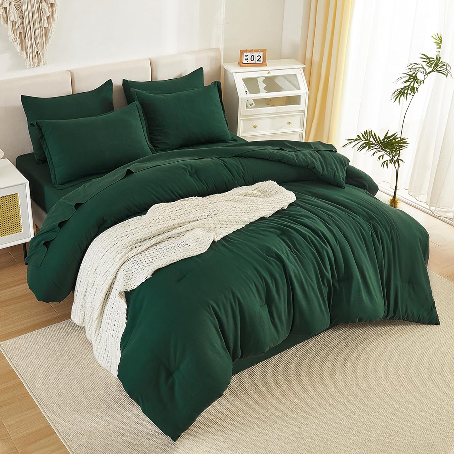 Litanika Queen Comforter Set Dark Emerald Green - 7 Pieces Bed in a Bag Queen Bedding Comforter Sets, Solid Lightweight Bed Set with Comforter, Sheets, Pillowcases & Shams - Image 3