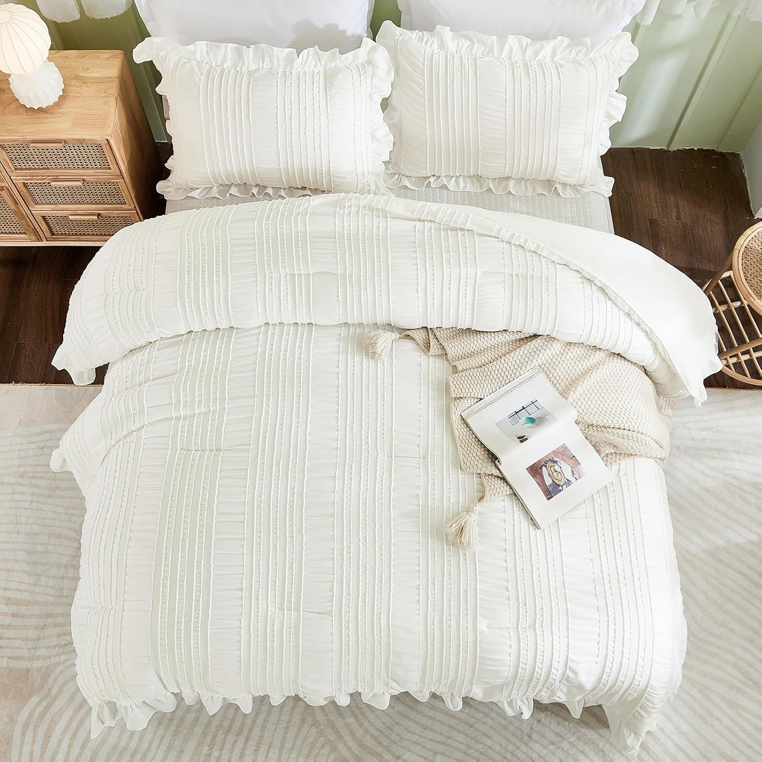 WONGS BEDDING White Queen Comforter Set,Boho Ruffle Comforter for Queen Bed,Soft Seersucker Shabby Chic Bedding Set with 1 Comforter,2 Tufted Pillowcases 90"×90" - Image 4