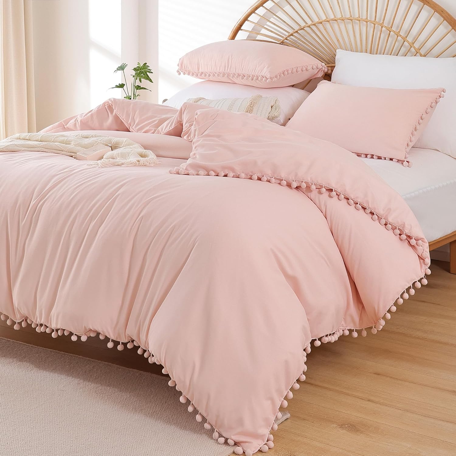 YIRDDEO Queen Comforter Set - Comforter Queen Size Sets with Ball Pom Fringe, Soft Bedding Set for All Seasons - 3 Pieces, 1 Comforter (90"x90") & 2 Pillow Shams (20"x26"), Blush