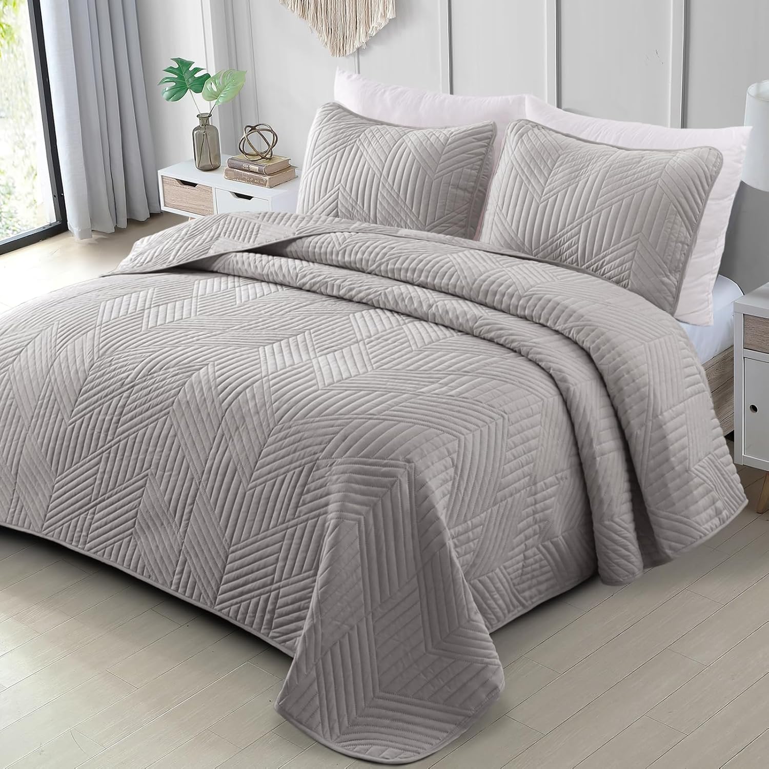 Exclusivo Mezcla Ultrasonic King Quilt Bedding Set, Lightweight Brich Beige Bedspreads Soft Modern Geometric Coverlet Set for All Seasons (1 Quilt and 2 Pillow Shams) - Image 20