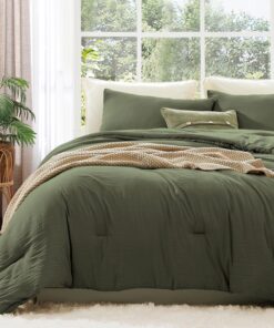 WRENSONGE King Size Comforter Set - 3 Pieces Olive Green Comforter Prewashed Soft Lightweight for All Seasons,Fluffy Down Alternative Comforter King Size with 2 Pillow Shams