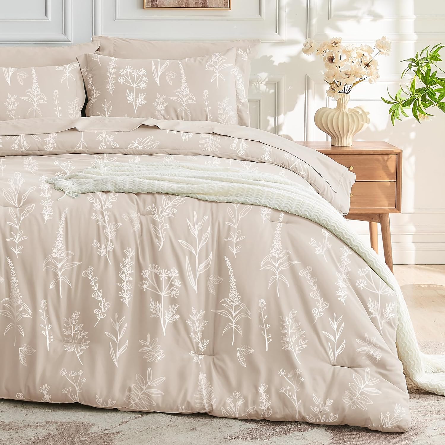 MUXHOMO Navy Blue Bed in a Bag Queen 7 Pieces, Queen Comforter Set Reversible Botanical Flowers Design, Ultra Soft & Breathable Bedding Sets with Comforter, Sheets, Pillowcases & Shams - Image 13