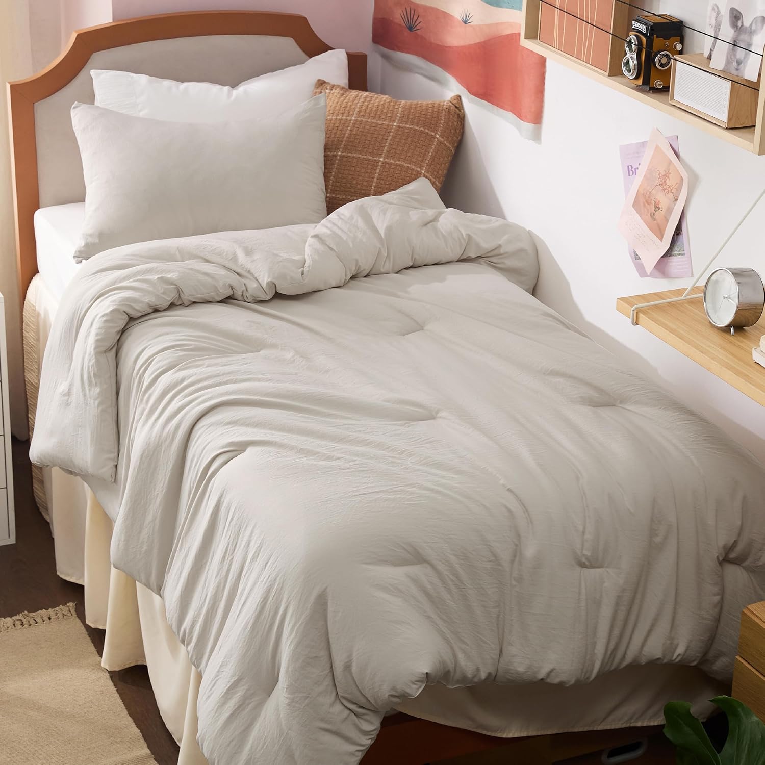 Bedsure Queen Size Comforter Set, White Soft Prewashed Bedding for All Seasons, 3 Pieces GentleSoft™ Warm Down Alternative Bed Set, 1 Lightweight Comforter (90"x90") and 2 Pillowcases (20"x26") - Image 7