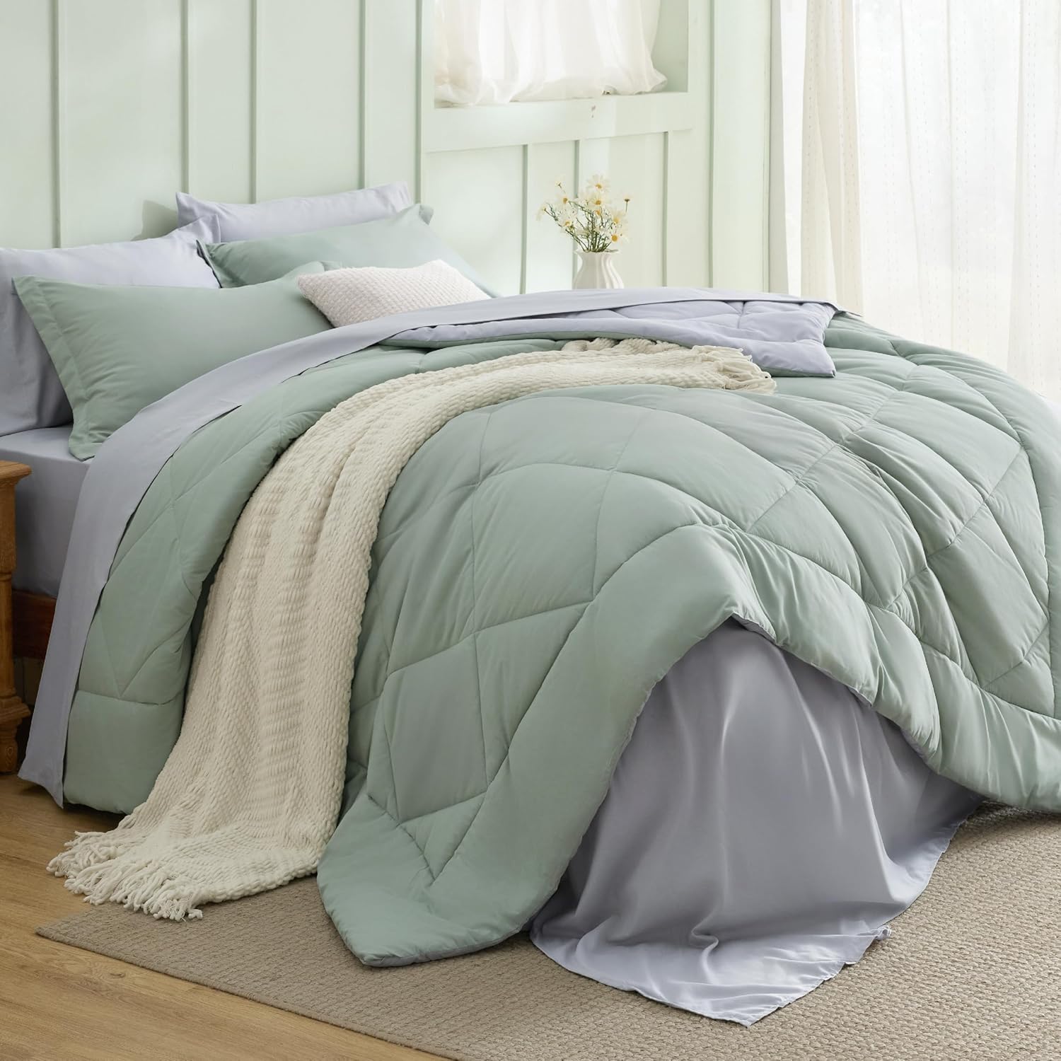 Bedsure Queen Comforter Set - 7 Pieces Reversible Grey Bedding, Queen Size Bed Set for All Seasons, Bed in a Bag with Down Alternative Comforter, Sheets, Pillowcases & Shams - Image 12