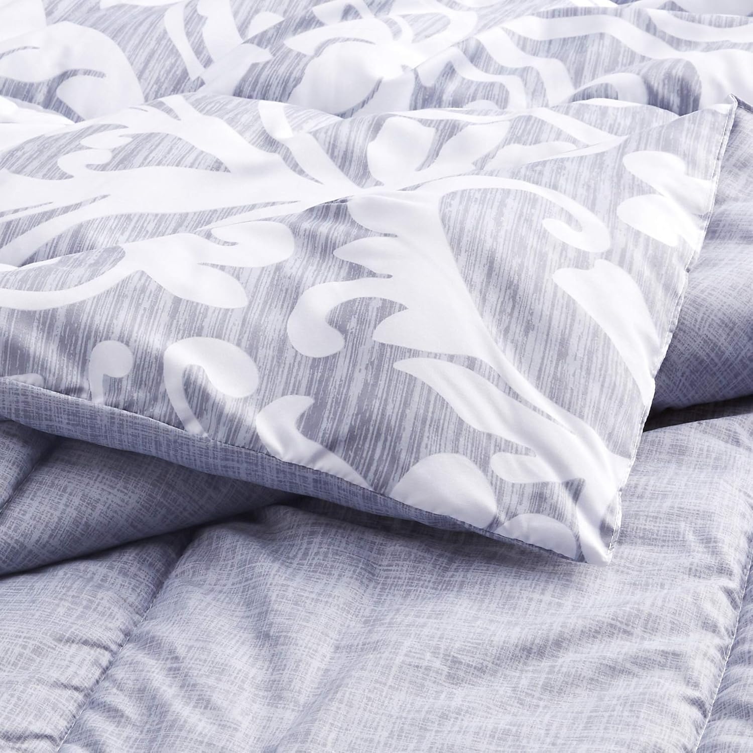 Amazon Basics King Size Comforter Sets, Ultra-Soft Lightweight Microfiber Reversible 3-Piece Bedding, Gray Medallion - Image 5