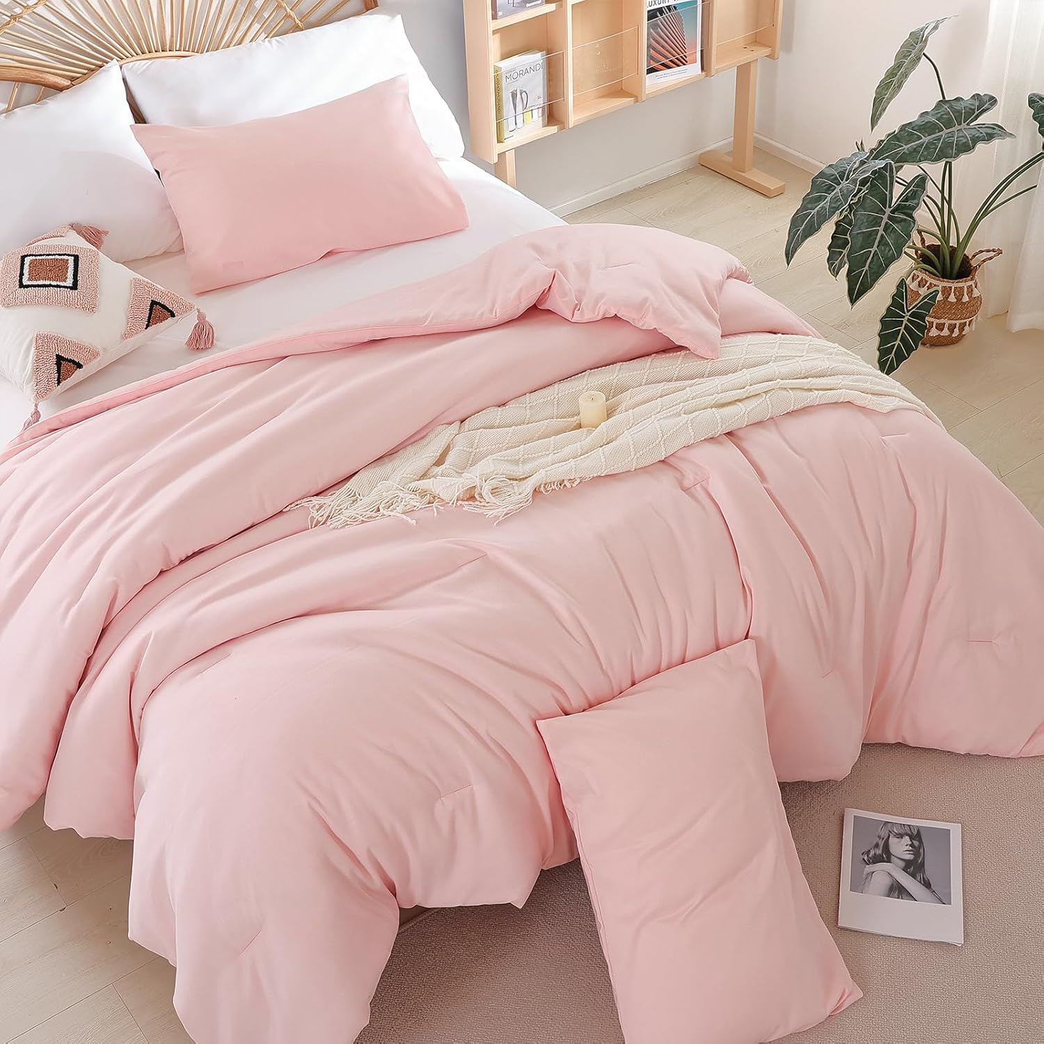 weigelia Pink Comforter Full Size Set – Soft All-Season Bedding with 300GSM Fluffy Microfiber, Includes 2 Matching Pillowcases – Elegant Blush Pink Comforter for Girls, Teens, and Women - Image 3