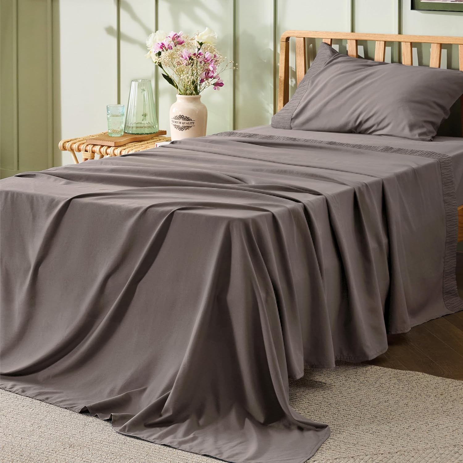 Bedsure Queen Sheet Set - 4 Pieces Soft Queen Size Sheets - Breathable & Cooling - Hotel Luxury - Easy Care Polyester Microfiber Bedding for Women, Men, Dark Grey - Image 21