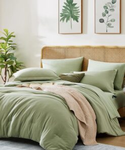 WRENSONGE Queen Comforter Set - 7 Pieces Sage Green Soft Bed in a Bag Queen with Fitted Sheet, Flat Sheet, 2 Pillow Shams, and 2 Pillowcases- Warm Bedding Sets Queen for All Season