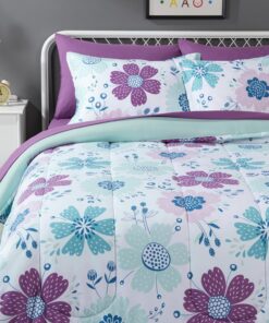 Amazon Basics 7 Piece Microfiber Kid's Comforter Bed-in-a-Bag Bedding Set, Full/Queen, Bluish Flowers, Floral