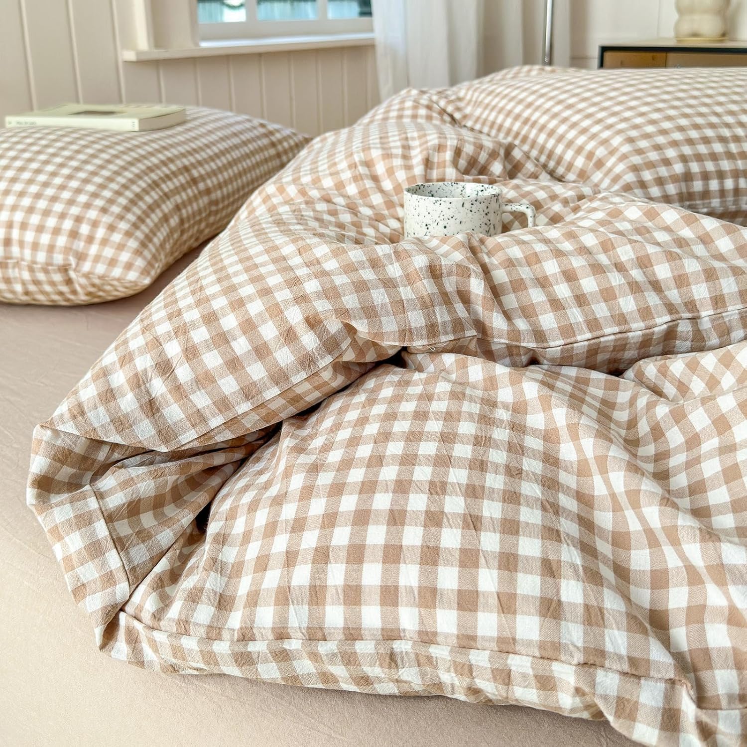 LifeTB Queen Comforter Set Tan Gingham Comforter Modern Style Beige Plaid Comforter Set 3 Pieces Fluffy Grid Checkered Comforter with 2 Pillowcases Boho Gingham Bedding Set Queen Size - Image 4