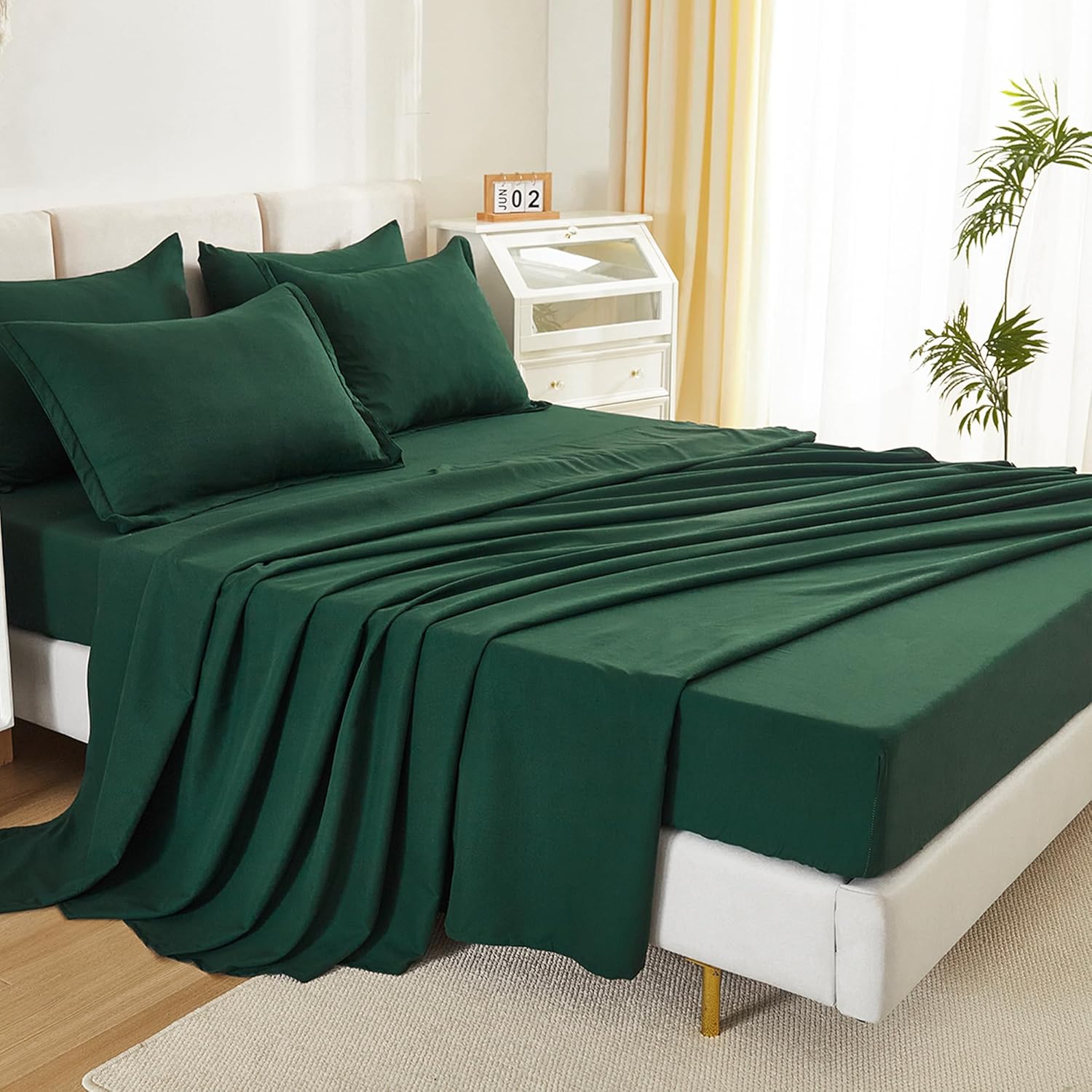 Litanika Queen Comforter Set Dark Emerald Green - 7 Pieces Bed in a Bag Queen Bedding Comforter Sets, Solid Lightweight Bed Set with Comforter, Sheets, Pillowcases & Shams - Image 6