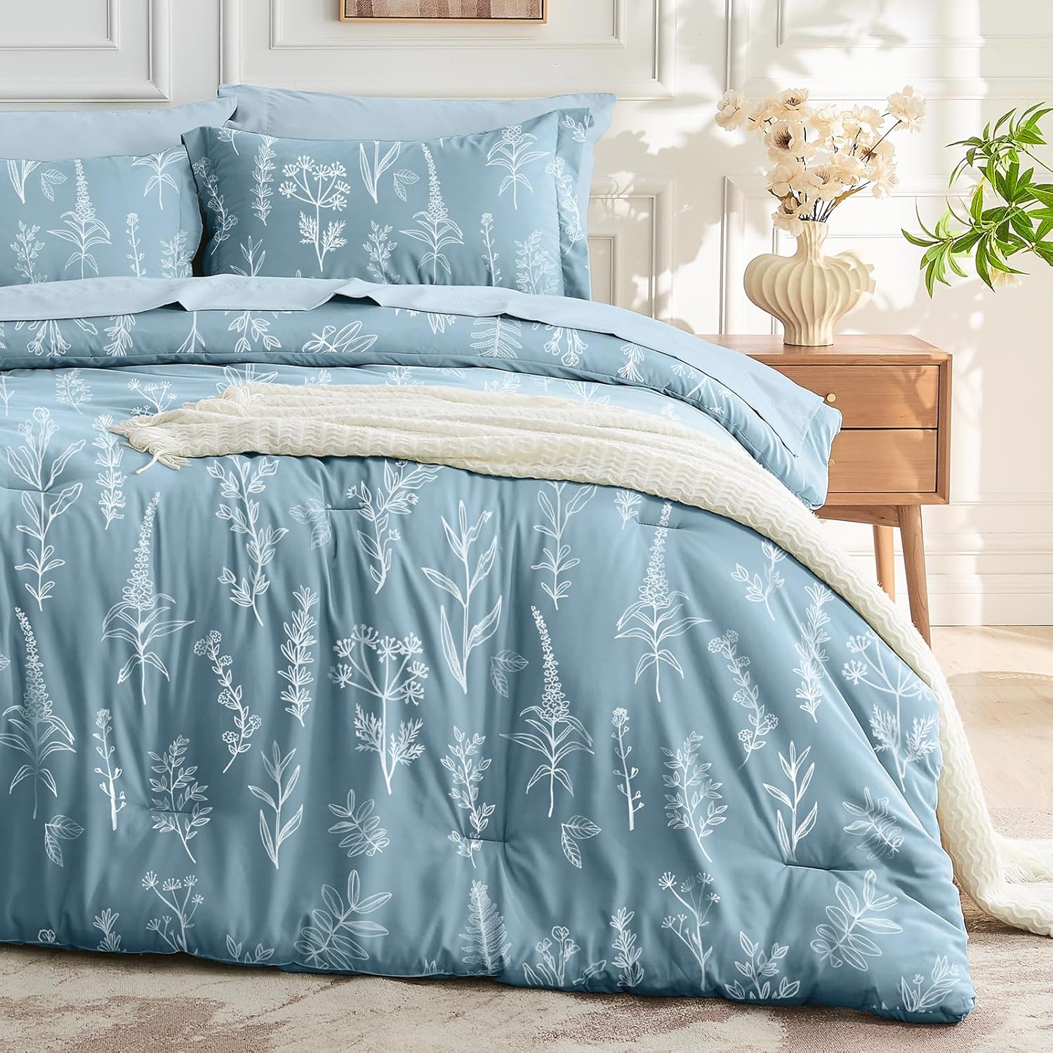 MUXHOMO Navy Blue Bed in a Bag Queen 7 Pieces, Queen Comforter Set Reversible Botanical Flowers Design, Ultra Soft & Breathable Bedding Sets with Comforter, Sheets, Pillowcases & Shams - Image 20
