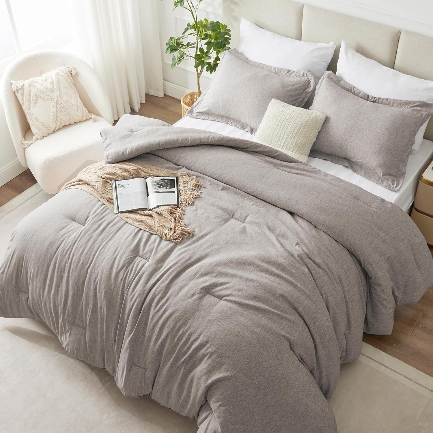 CozyLux Queen Comforter Set - 3 Pieces Light Grey Soft Luxury Cationic Dyeing Queen Comforter for All Season, Light Gray Breathable Lightweight Fluffy Bedding Sets with 1 Comforter and 2 Pillow Shams - Image 11