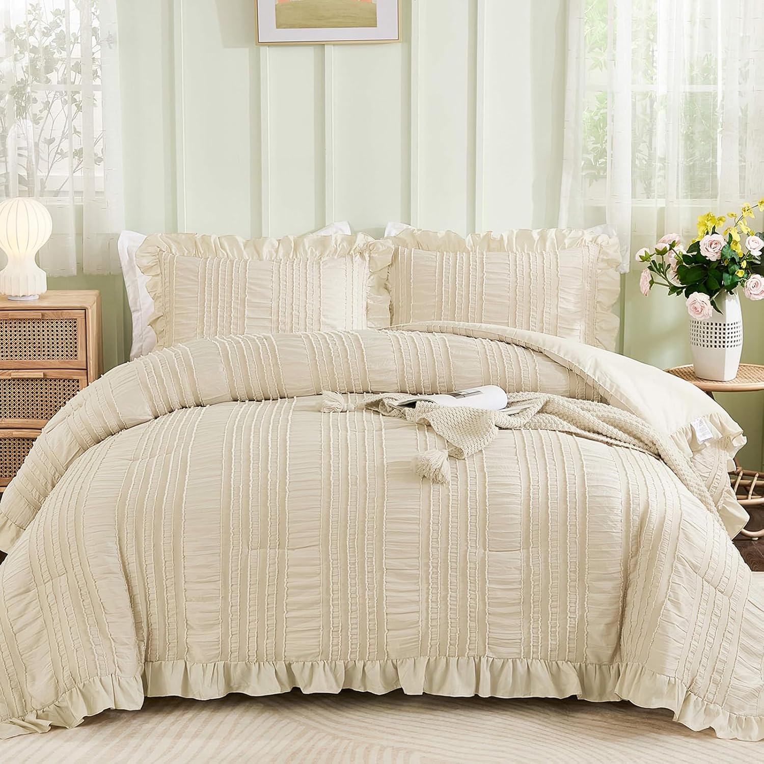 WONGS BEDDING Beige Ruffle Queen Comforter,Boho Shabby Chic Bedding for Queen Bed,Soft Seersucker Farmhouse Bedding Set with 1 Ruffled Comforter,2 Tufted Pillowcases 90"×90"