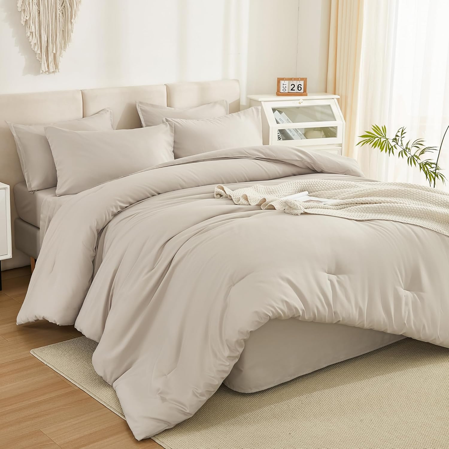 Litanika Queen Comforter Set Dark Emerald Green - 7 Pieces Bed in a Bag Queen Bedding Comforter Sets, Solid Lightweight Bed Set with Comforter, Sheets, Pillowcases & Shams - Image 36