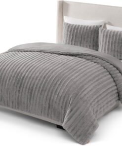 UGG Full/Queen Comforter Set with 2 Pillow Shams Plush Faux Fur Bedding Soft Warm Down Alternative Comforter Washable Hypoallergenic Fluffy Blanket Set for Bedroom, Full/Queen, Seal Grey (Kenzie)