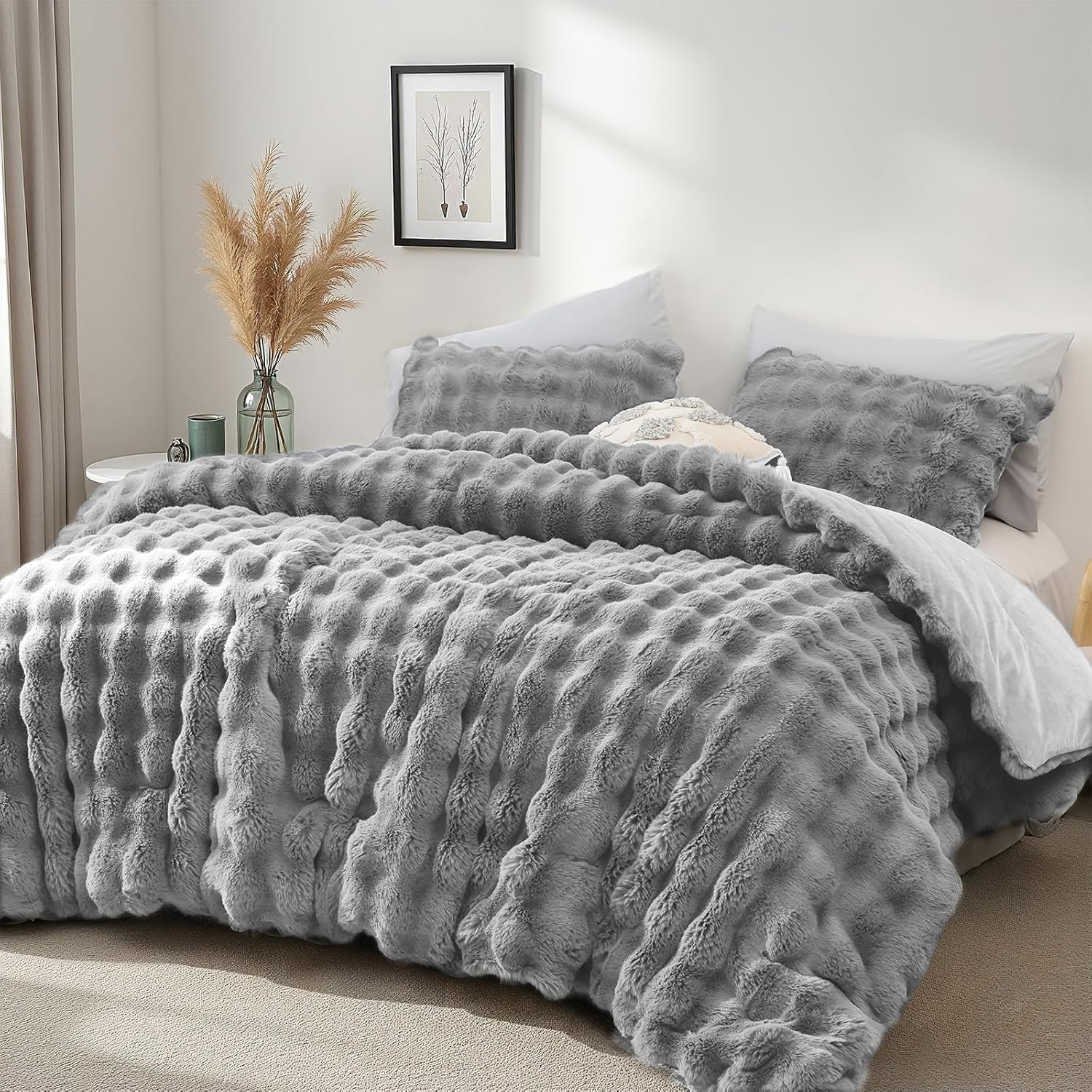 YIKUSH Light Gray Comforter Set King – Ultra Soft & Warm Faux Fur Comforter for Winter, Elegant Fluffy Comforter King Set with Pillowcases, Cozy Gray Bedding Set - Image 2