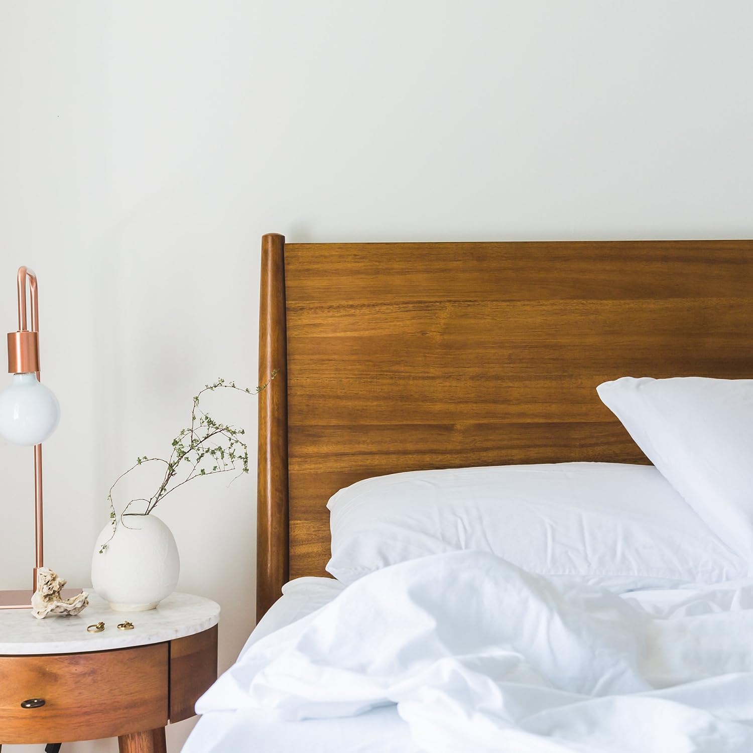 EDOW Luxury Soft Pillows for Sleeping, Fluffy Down Alternative Polyester Fiber Filled Pillow, Home&Hotel-Collection, Machine Washable - Image 3