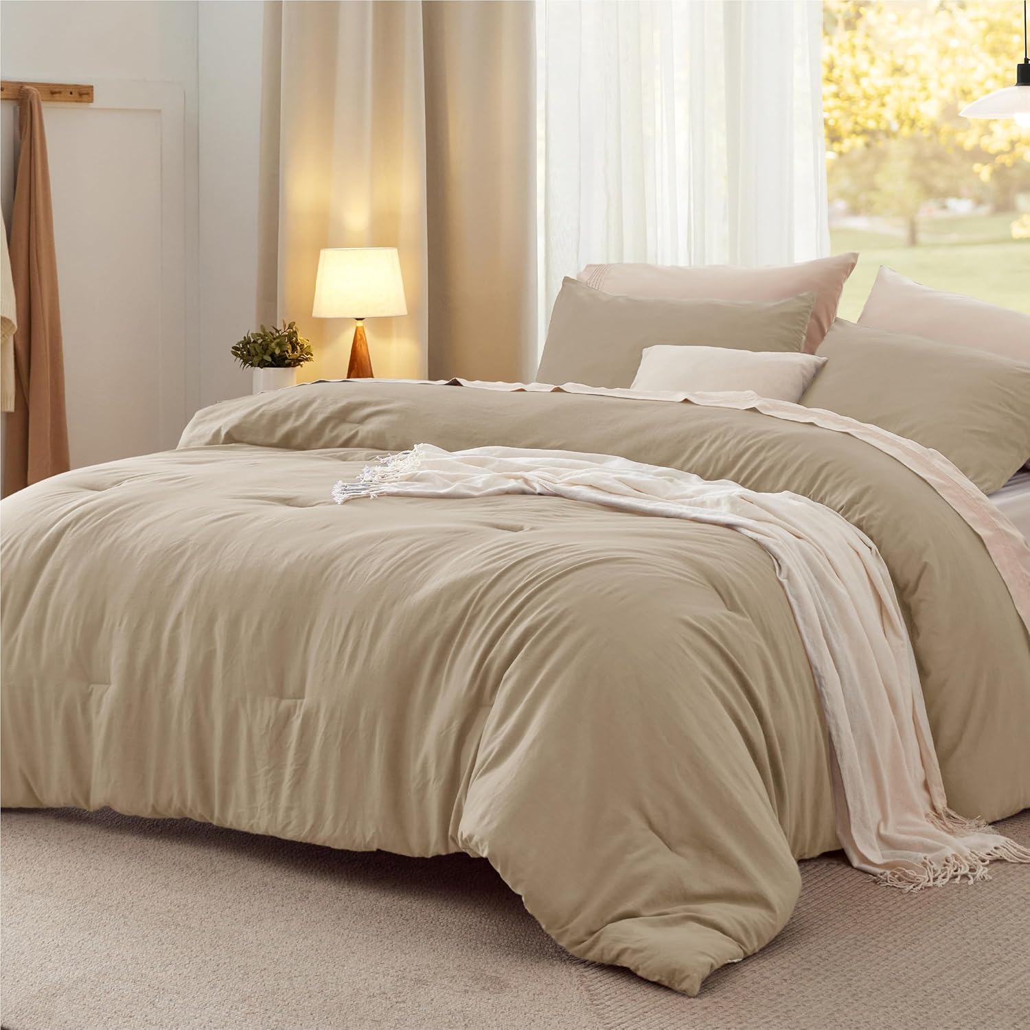 Bedsure Queen Size Comforter Set, White Soft Prewashed Bedding for All Seasons, 3 Pieces GentleSoft™ Warm Down Alternative Bed Set, 1 Lightweight Comforter (90"x90") and 2 Pillowcases (20"x26") - Image 11
