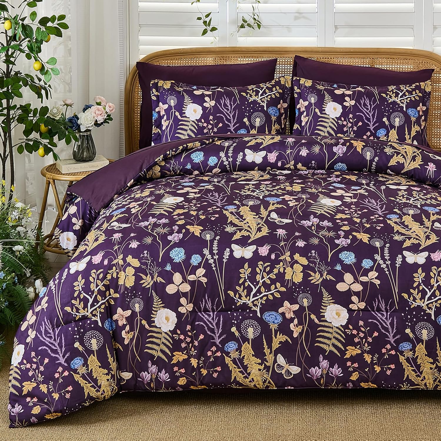 Yiran Queen Comforter Set 7 Piece, Dark Green Floral Bedding Set, Bed in a Bag Queen with Botanical Flowers Patterns, Soft Microfiber Complete Bedding Set with Sheets for All Season - Image 12