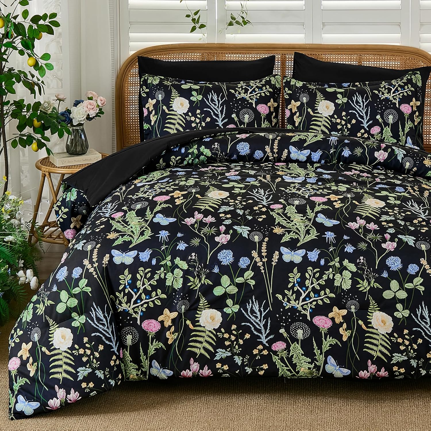 Yiran Queen Comforter Set 7 Piece, Dark Green Floral Bedding Set, Bed in a Bag Queen with Botanical Flowers Patterns, Soft Microfiber Complete Bedding Set with Sheets for All Season - Image 9