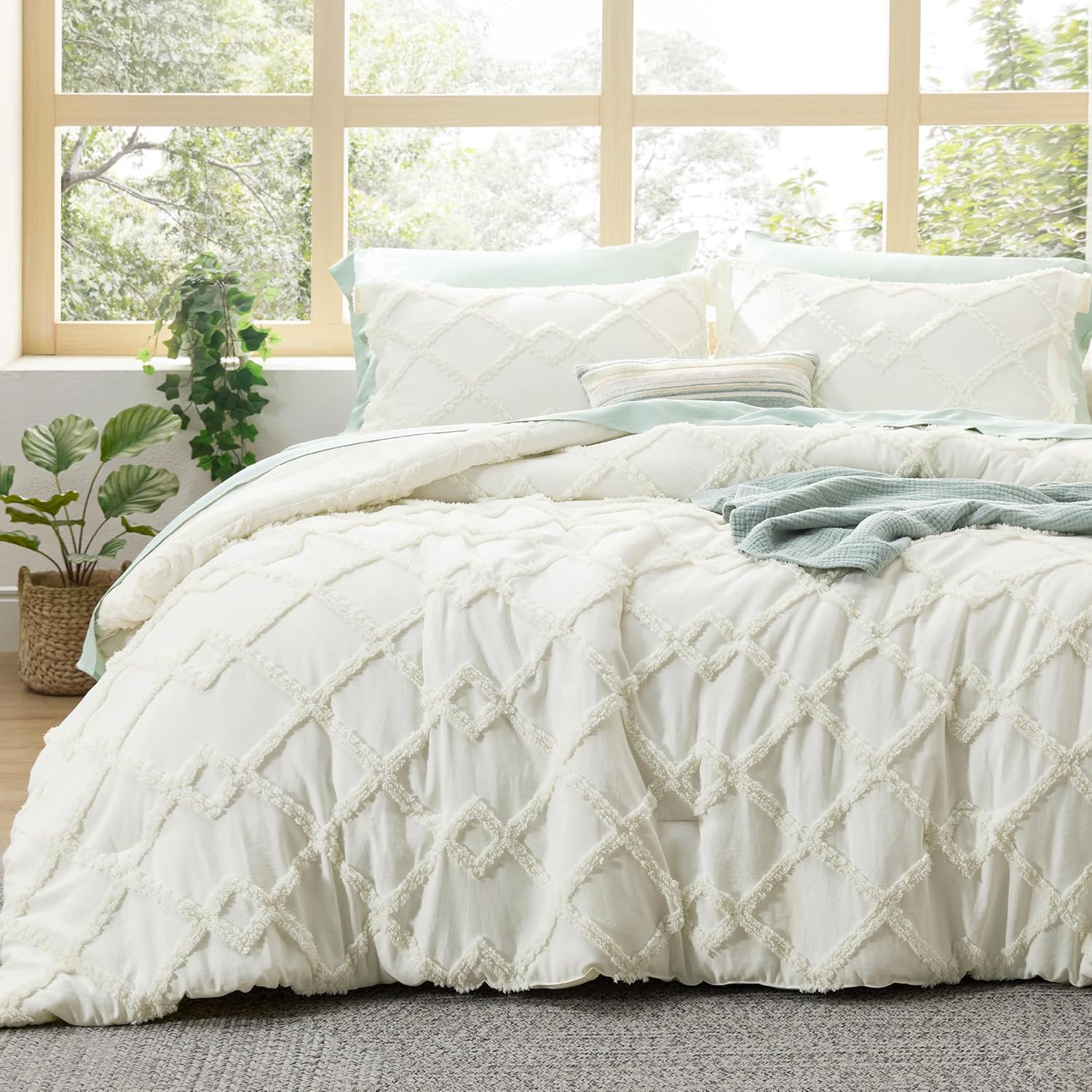 Bedsure Tufted Boho Comforter Set Twin Size - Beige Boho Bed Set, GentleSoft™ 2 Pieces Farmhouse Shabby Chic Embroidery Bedding, Gifts for Woman, Soft Jacquard Twin Comforter for All Seasons - Image 31