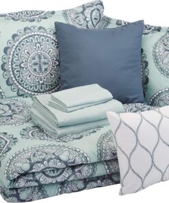 Amazon Basics 10-Piece Bed-in-a-Bag - Soft, Easy-Wash Microfiber - Full/Queen, Sea Foam Medallion, Floral