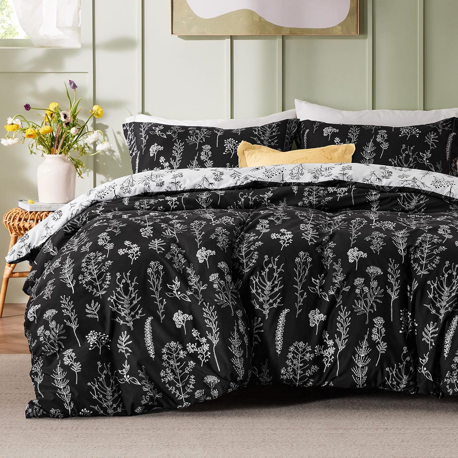 Bedsure Queen Comforter Set - Sage Green Bed Set, 3 Pieces Cute Floral Bedding, 1 Soft Reversible Botanical Flowers Comforter and 2 Pillow Shams - Image 26