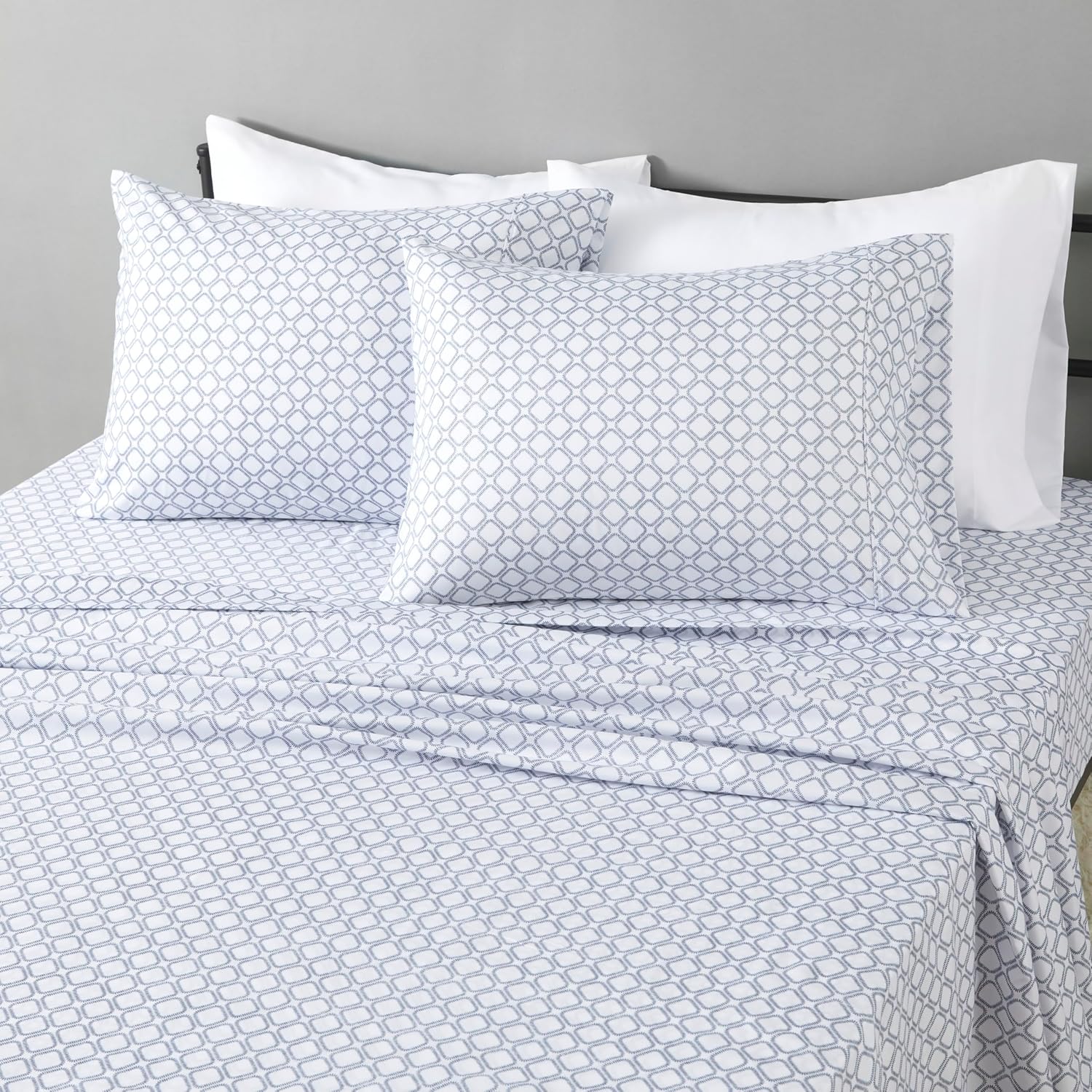 Amazon Basics Lightweight Super Soft, Wrinkle-Free Luxury Microfiber 4 Piece Bed Sheet Set with 14-Inch Deep Pockets, Full, Dark Gray, Solid - Image 10