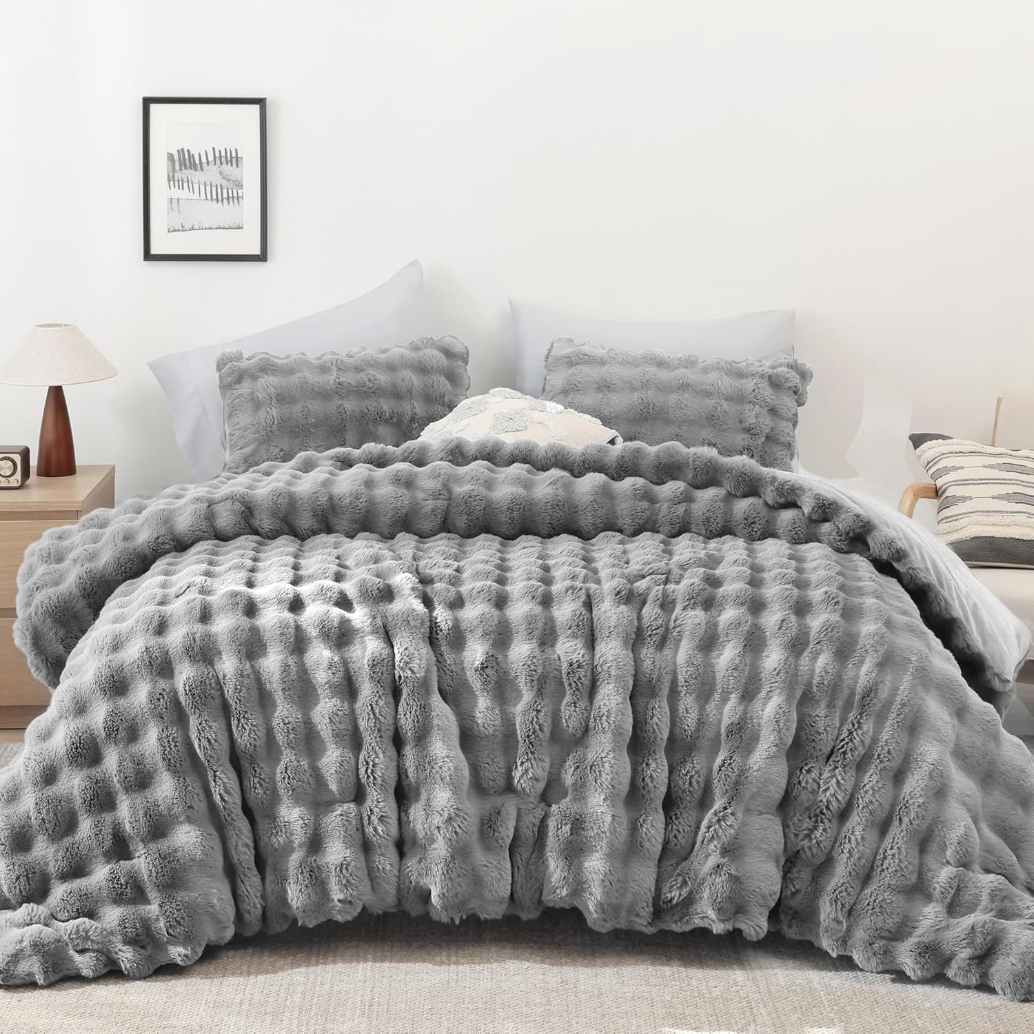 YIKUSH Light Gray Comforter Set King – Ultra Soft & Warm Faux Fur Comforter for Winter, Elegant Fluffy Comforter King Set with Pillowcases, Cozy Gray Bedding Set - Image 12