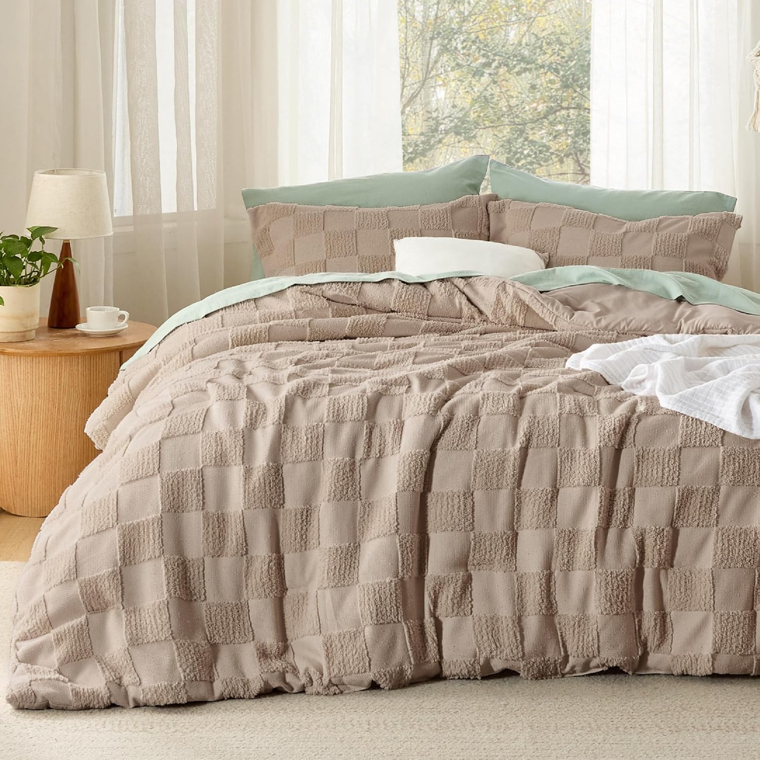 Bedsure Queen Size Comforter Set Beige, Boho Tufted Bed Set, Checkered Farmhouse Shabby Chic Bedding, 3 Pieces, 1 Plaid Geometric Comforter and 2 Pillow Shams - Image 8
