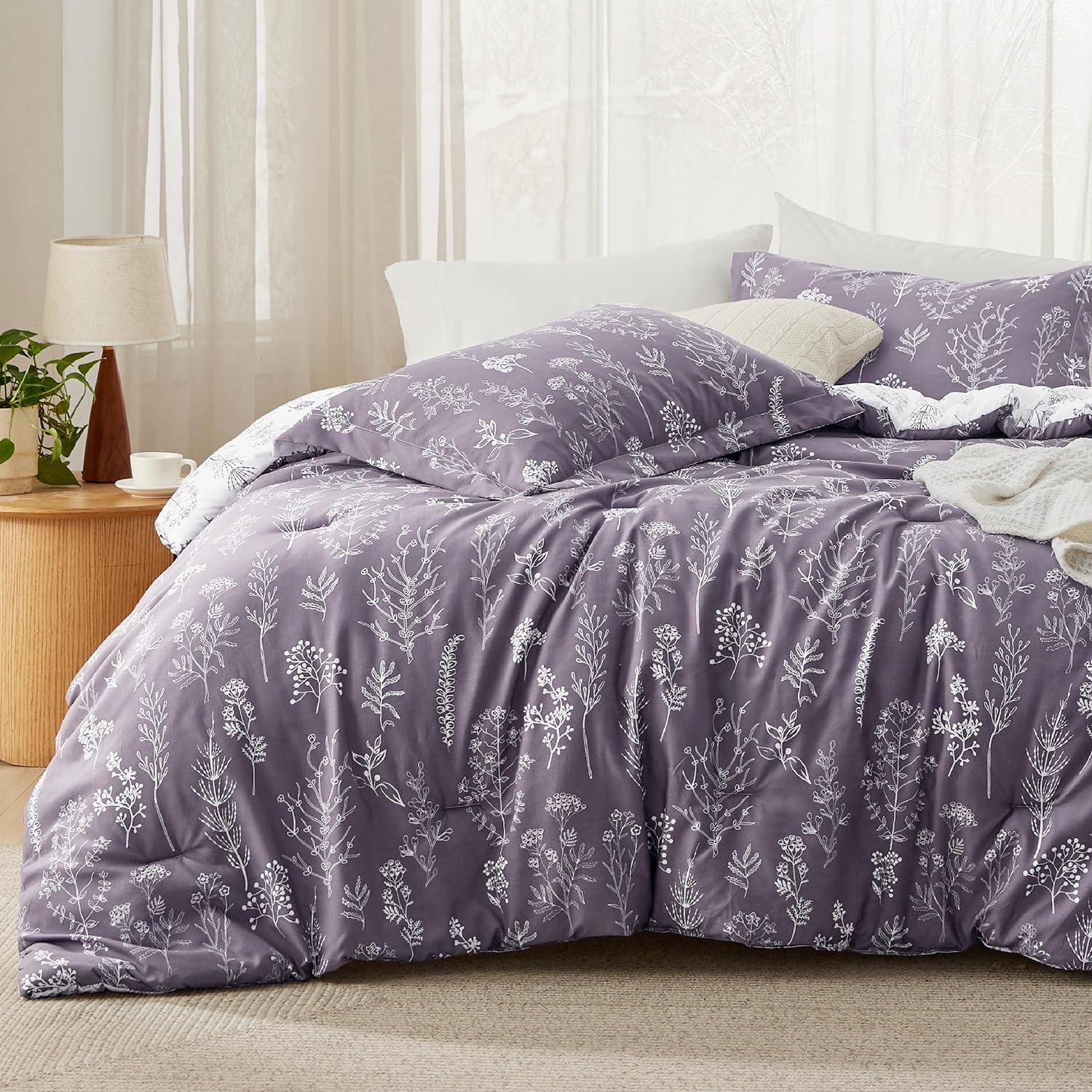 Bedsure Queen Comforter Set - Grey Bed Set, 3 Pieces Cute Floral Bedding, 1 Soft Reversible Botanical Flowers Comforter and 2 Pillow Shams - Image 20