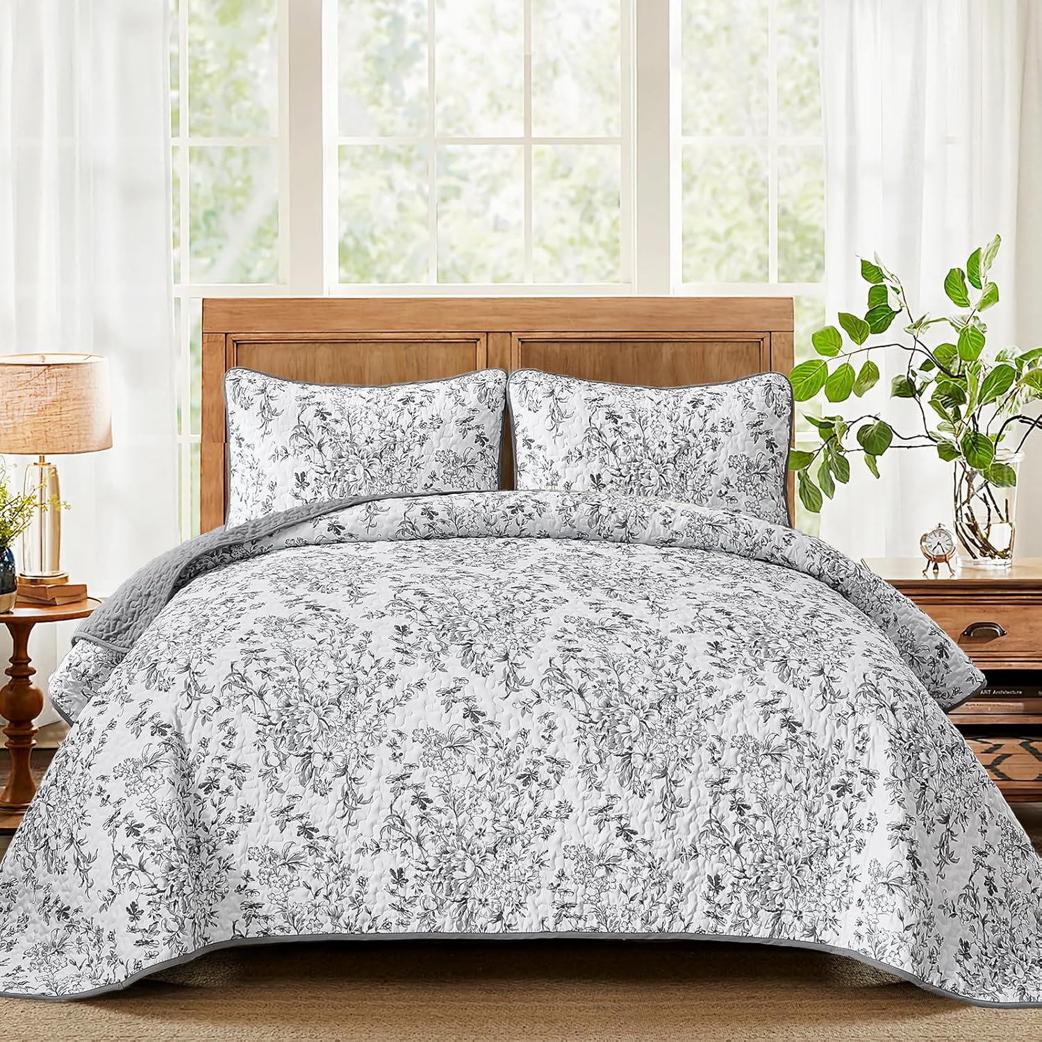 WONGS BDEEING Quilt Queen Size, Sage Green Quilt Bedding Set with 2 Pillowcases, Botanical Quilt for Queen Bed, Soft Microfiber Lightweight Coverlet Bedspread for All Season (96"×90", 3 Pieces) - Image 10