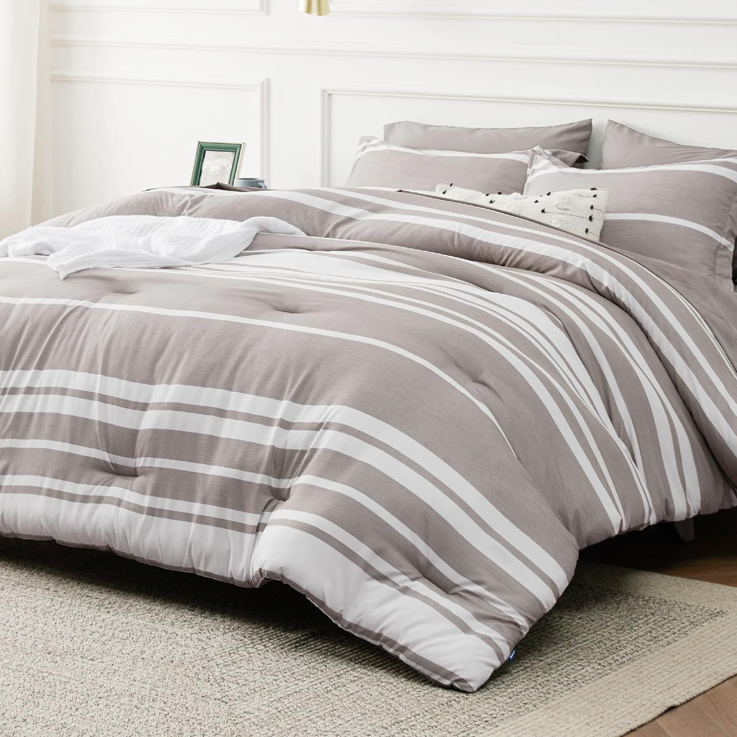 Bedsure Queen Comforter Set 7 Pieces, Grey Striped Bedding Set for All Seasons, Reversible, Cationic Dyeing Bed in a Bag with Comforter, Sheets, Pillowcases & Shams - Image 25